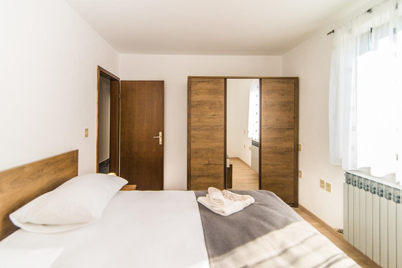 Apartments Dino Poreč Dış mekan fotoğraf