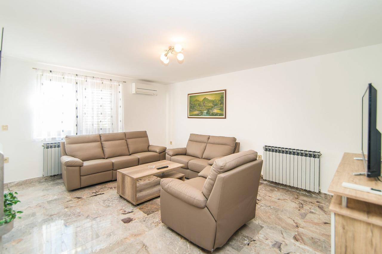Apartments Dino Poreč Dış mekan fotoğraf