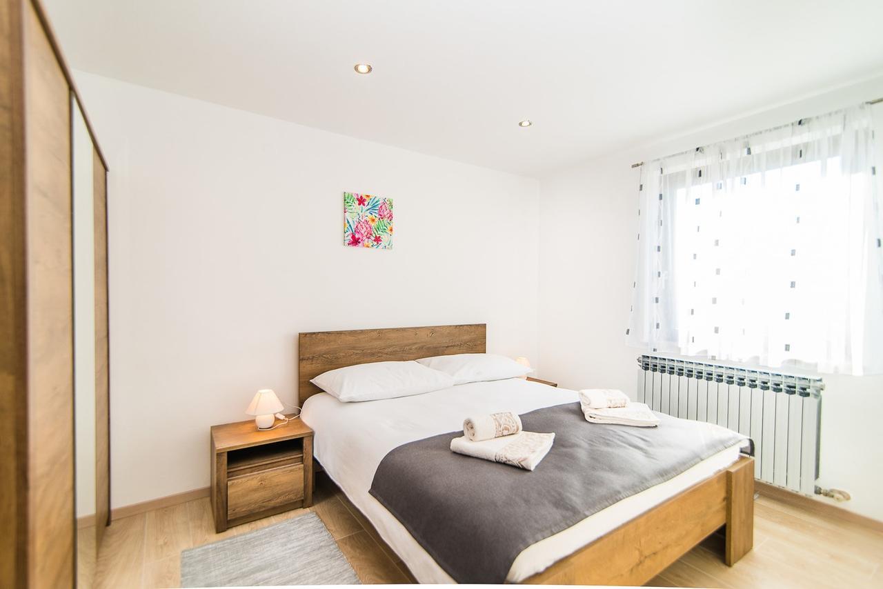 Apartments Dino Poreč Dış mekan fotoğraf